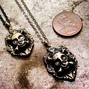 Skull & Crossbones Necklace - Heyltje Rose Shop